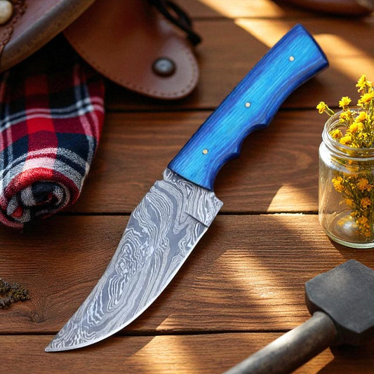 custom skinning knife