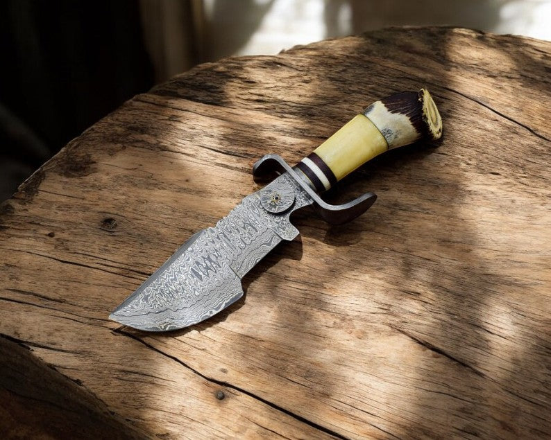 custom hunting knife