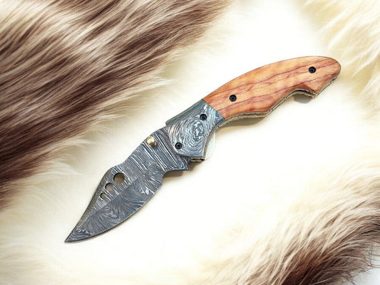 folding pocket knives