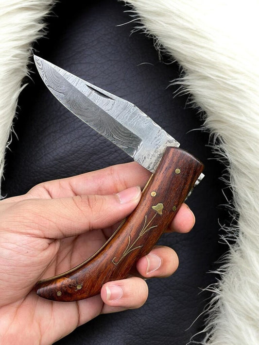 Custom Handmade Damascus Steel Foldable Knife with Rosewood Handle
