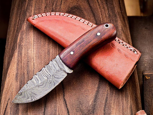 hunting skinning knife