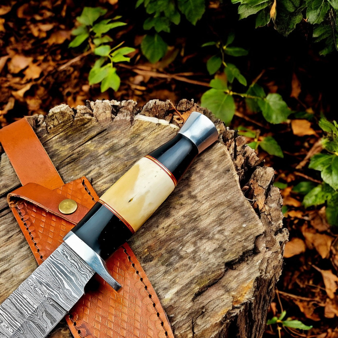Damascus Bowie Knife