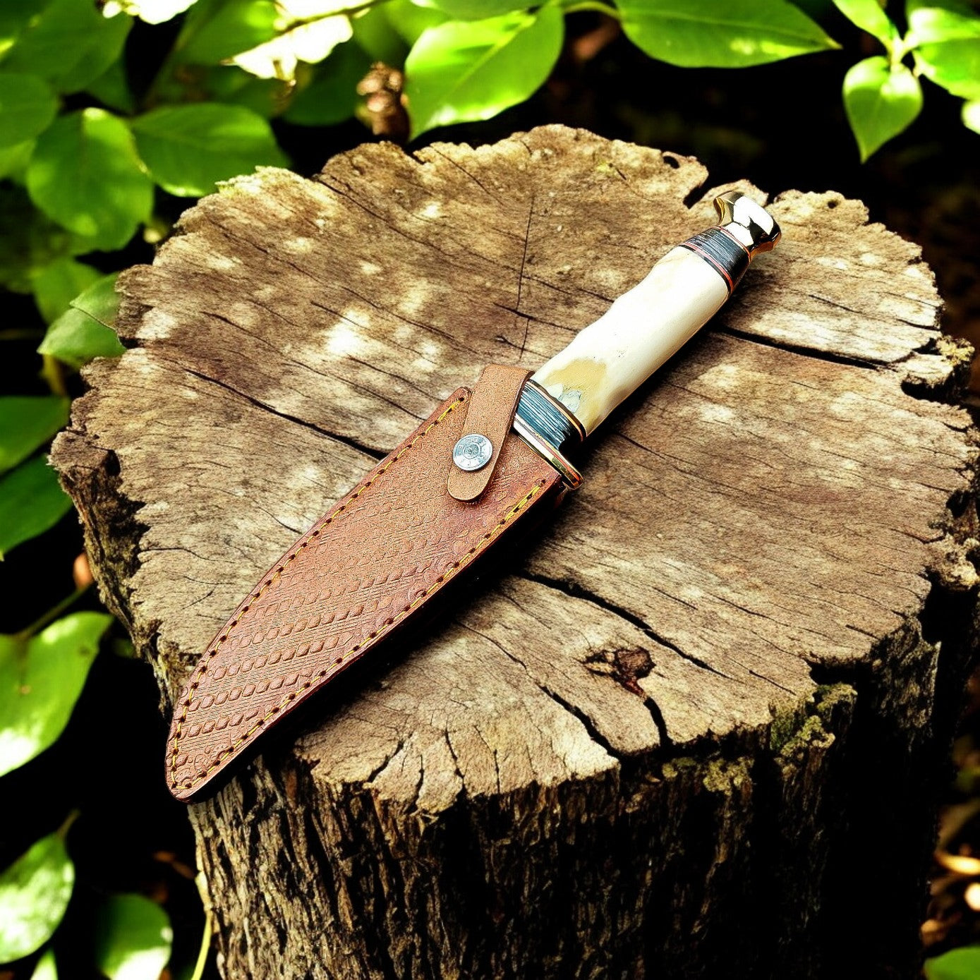 Bowie Knife in Leather Sheath – Custom Handmade Design