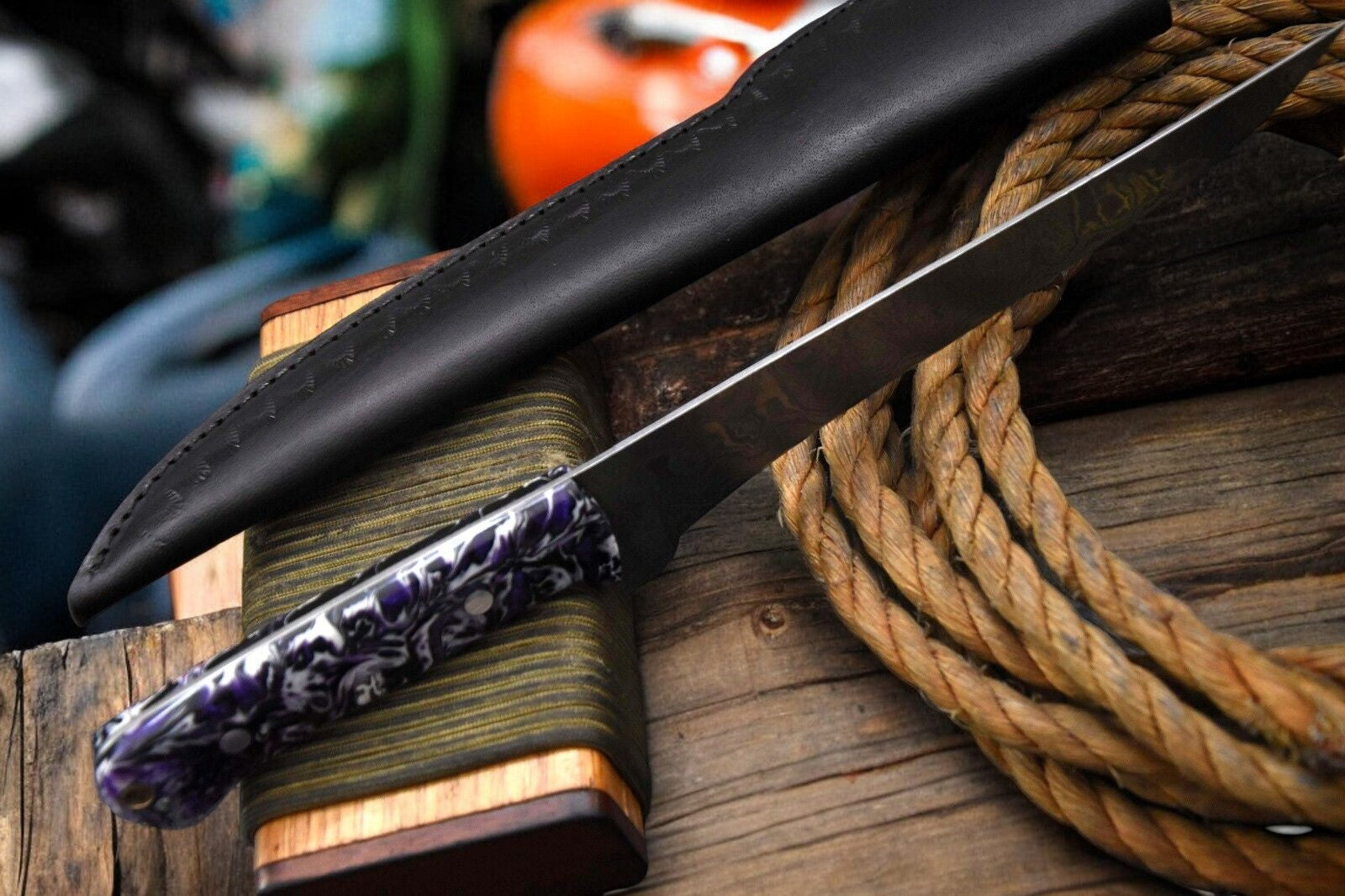 Damascus Steel Fillet Fish Knife with Ergonomic Pakka Wood Handle