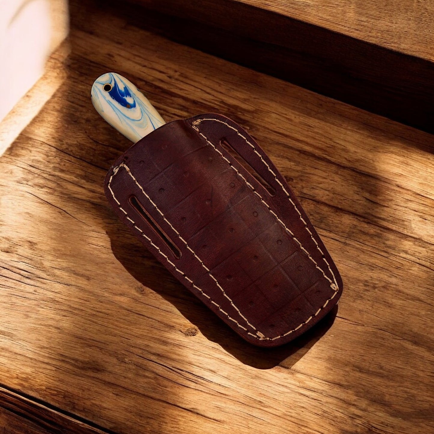 Bull Cutter Knife in Leather Sheath