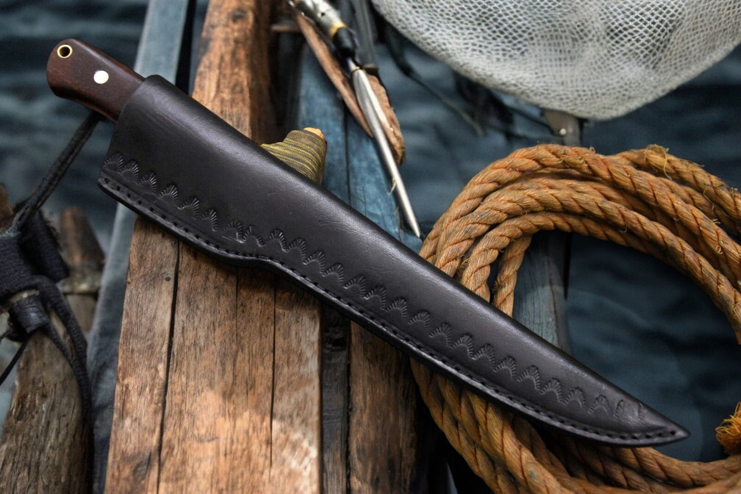 Leather Sheath for Damascus Steel Fillet Knife