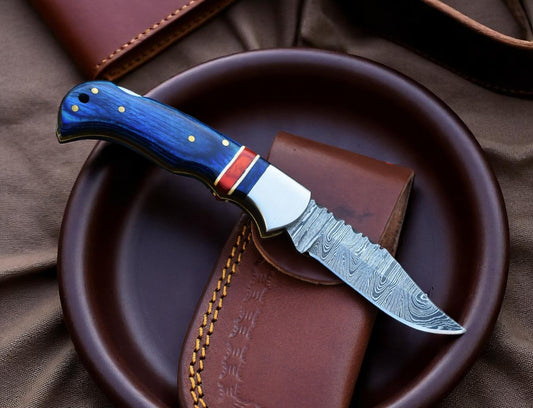 folding gut hook Knife