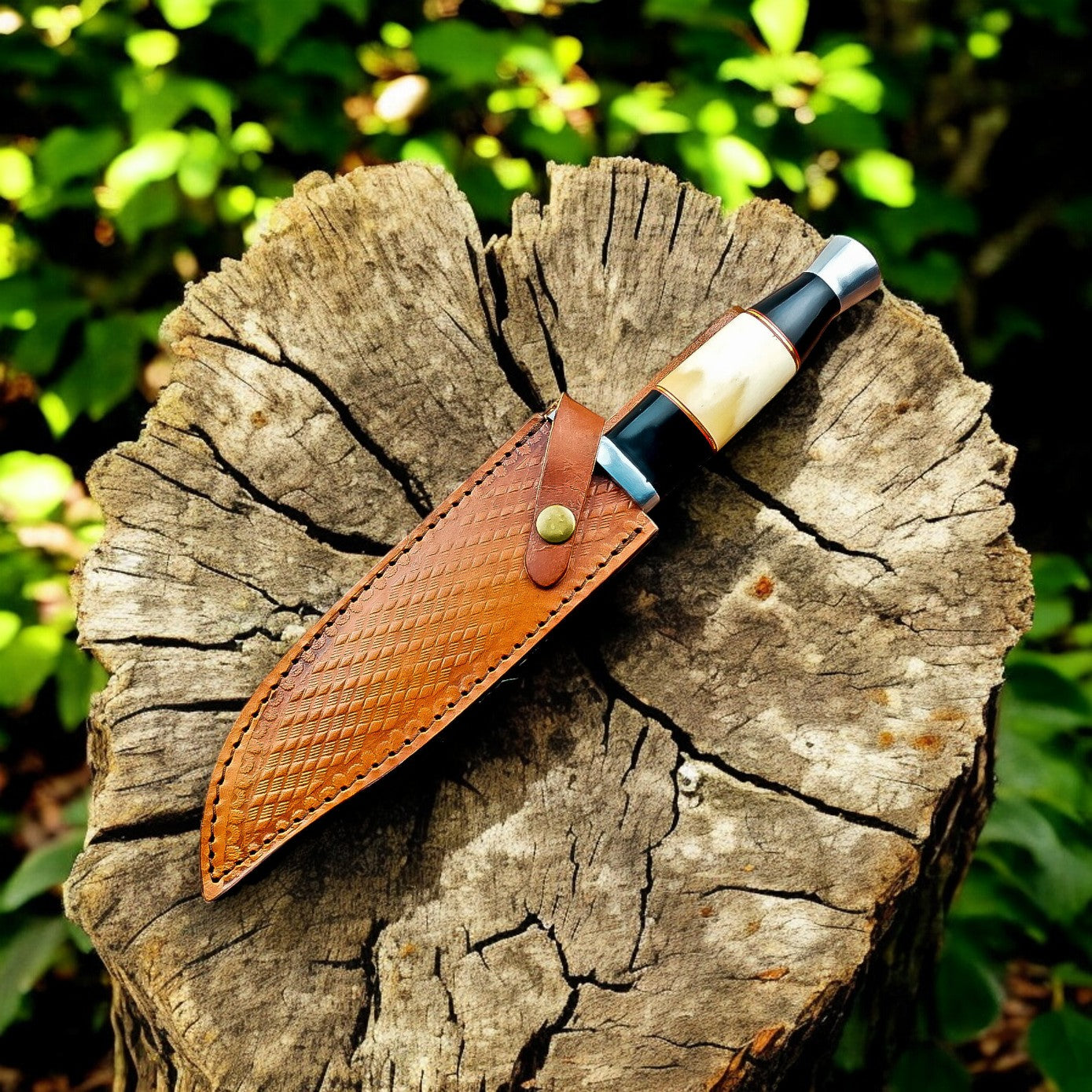 Handmade Damascus Steel Bowie Knife with Leather Sheath