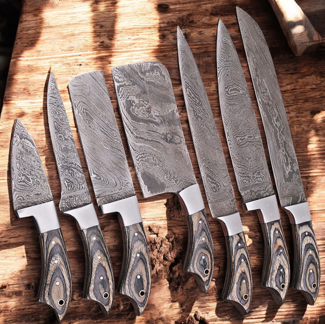 Damascus steel knives