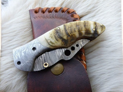 3-inch Damascus Blade Camping Knife with Sheep Horn Handle
