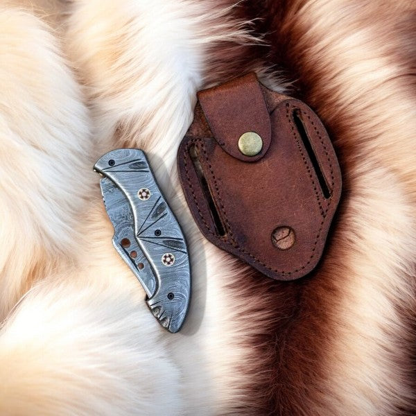 folding knife