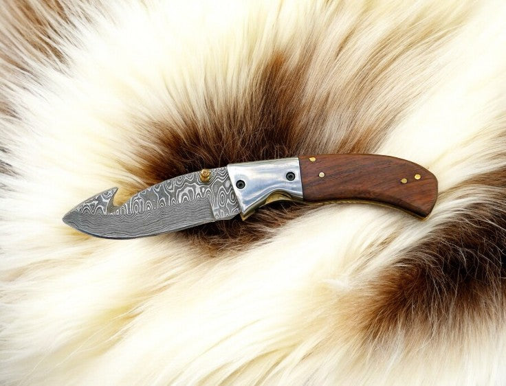 3.5-inch Damascus Blade Gut Hook Clip Knife with Rosewood Handle

