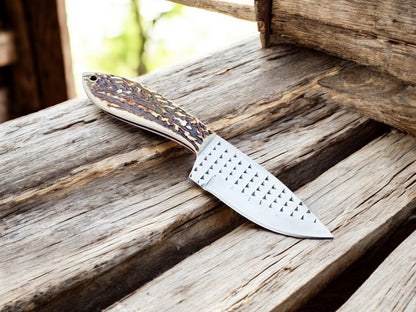 Handmade Cowboy Knife – Rasp Tool Steel & Antler Handle