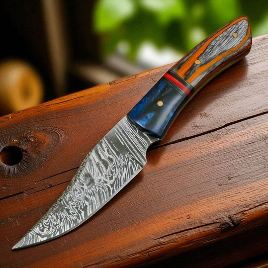 small skinning knife