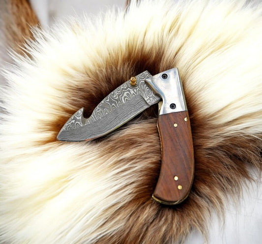 folding knives