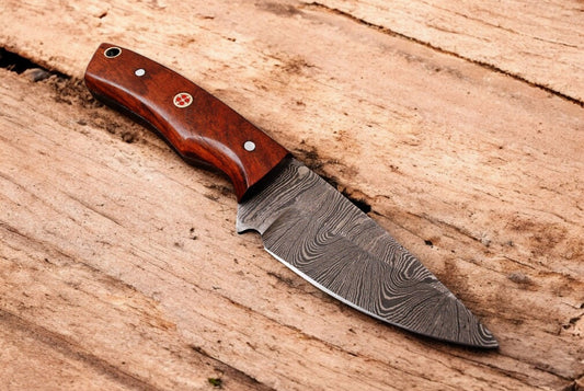 skinning knife