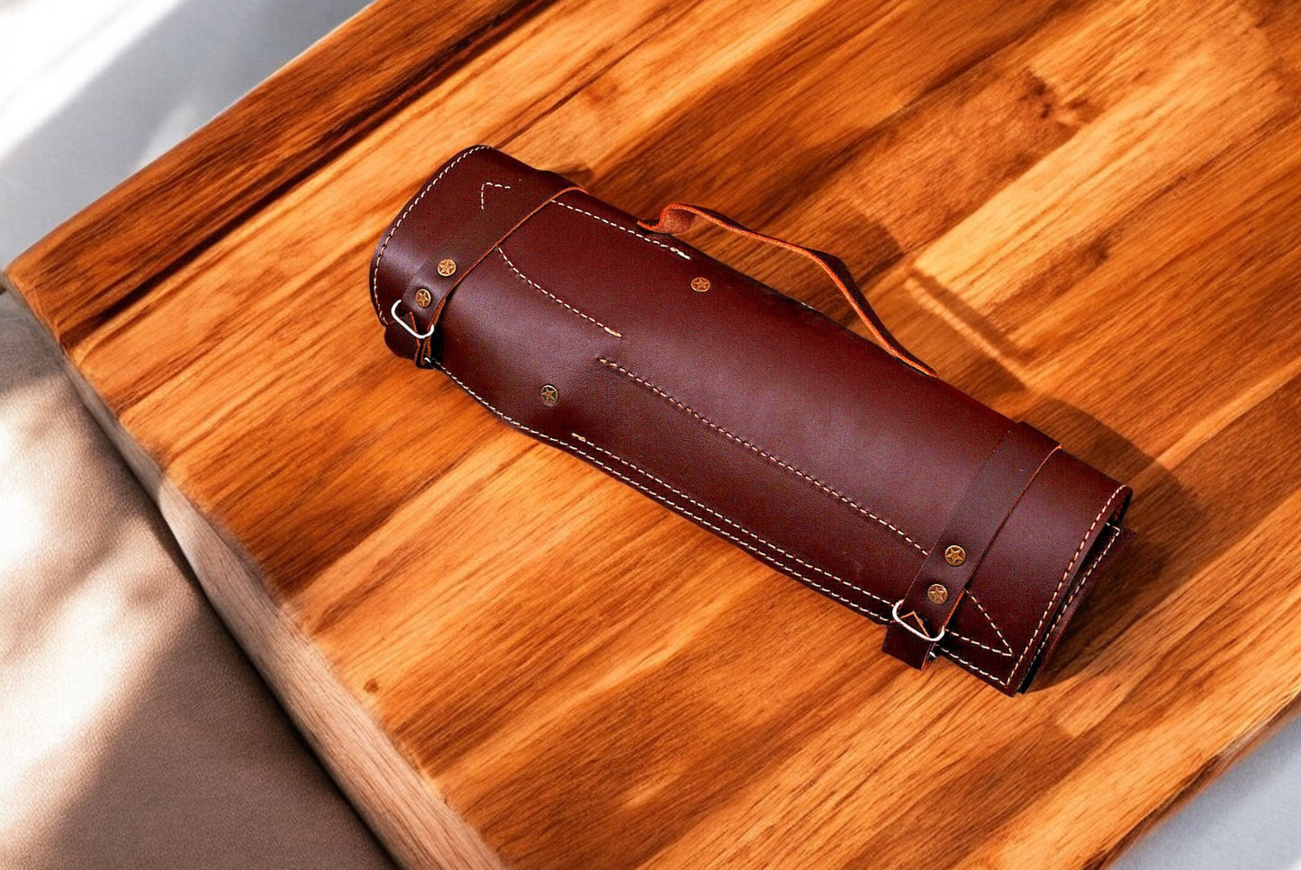 knife in a leather roll
