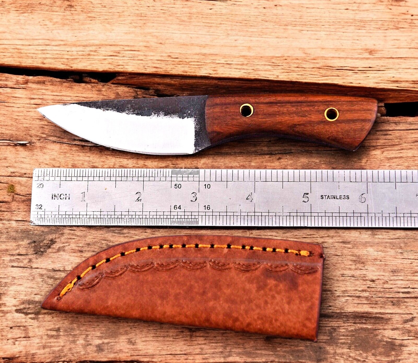 skinning knife