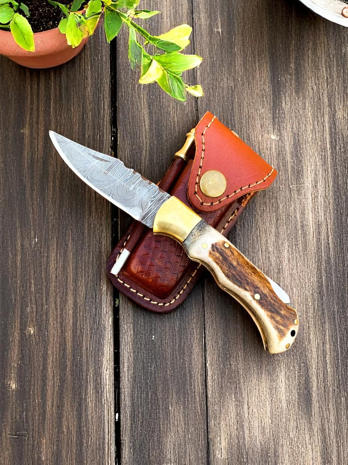 damascus pocket knife