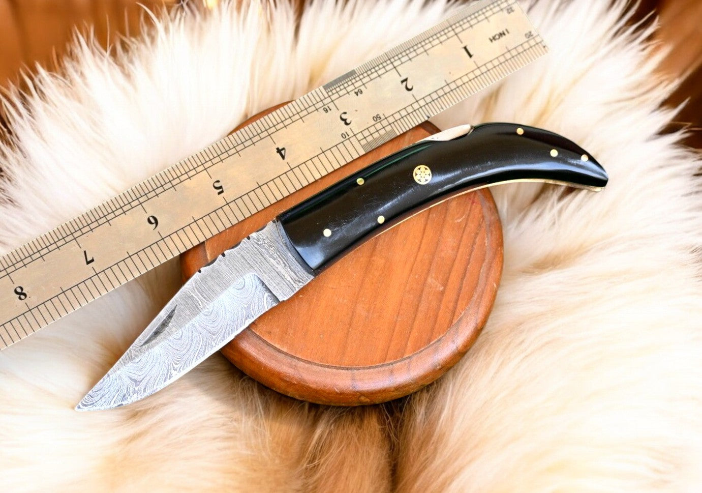 Buffalo Horn Handle Black Pocket Knife with Back Lock Mechanism
