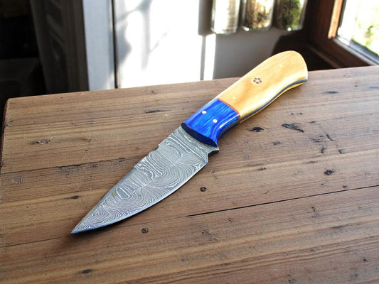 skinning knives