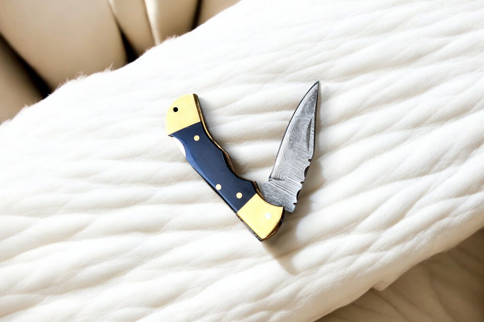 pocket knives