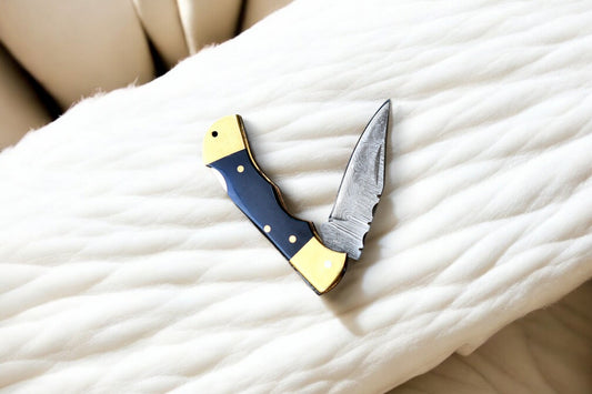 pocket knives
